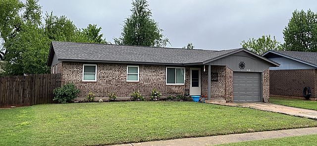 1st image of 410 W Juniper Dr
