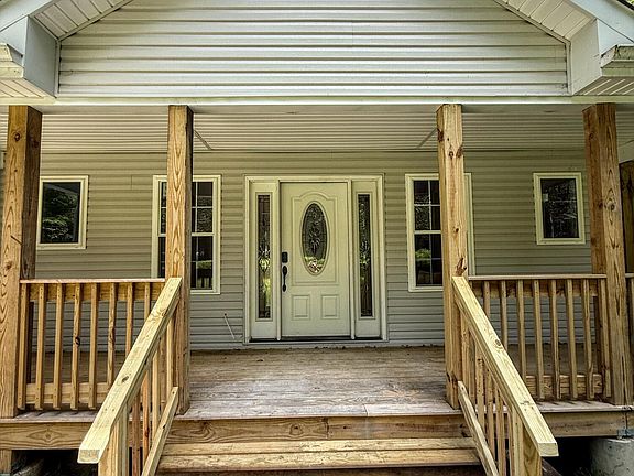 2nd image of 1011 Woodstock Rd