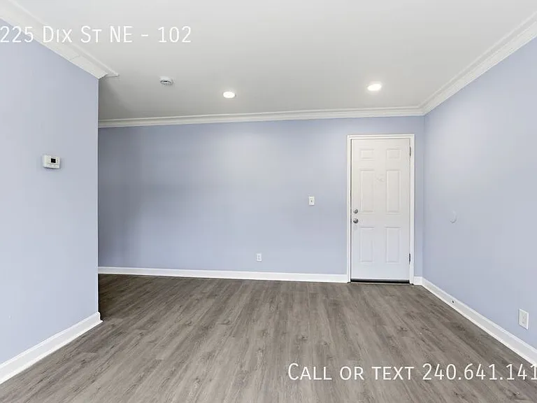 5225 Dix St NE #102 — Photo 11