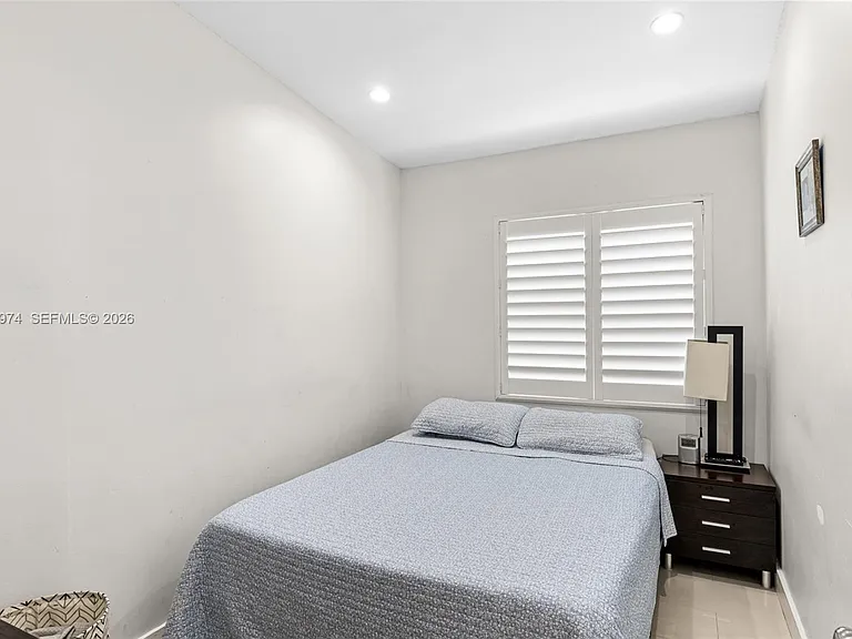 3010 SW 103rd Ave — Photo 7