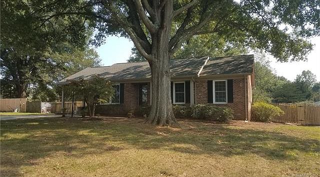 1st image of 1429 E Perry St