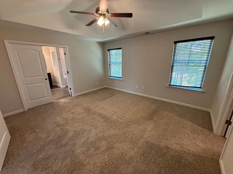 377 Baymont Dr — Photo 15