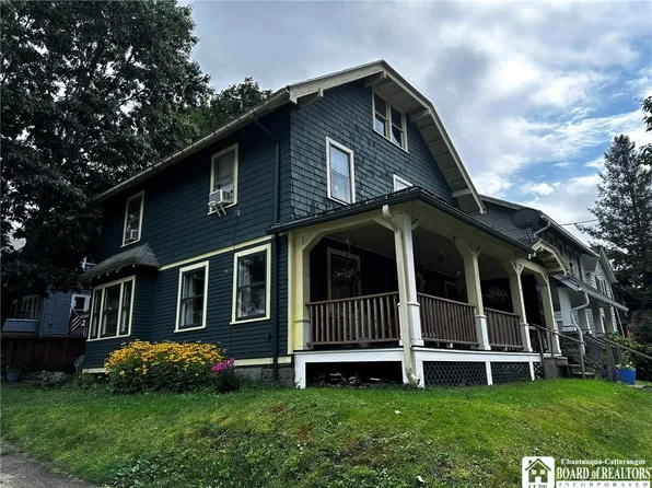 1246 Prendergast Ave, Jamestown, NY 14701
