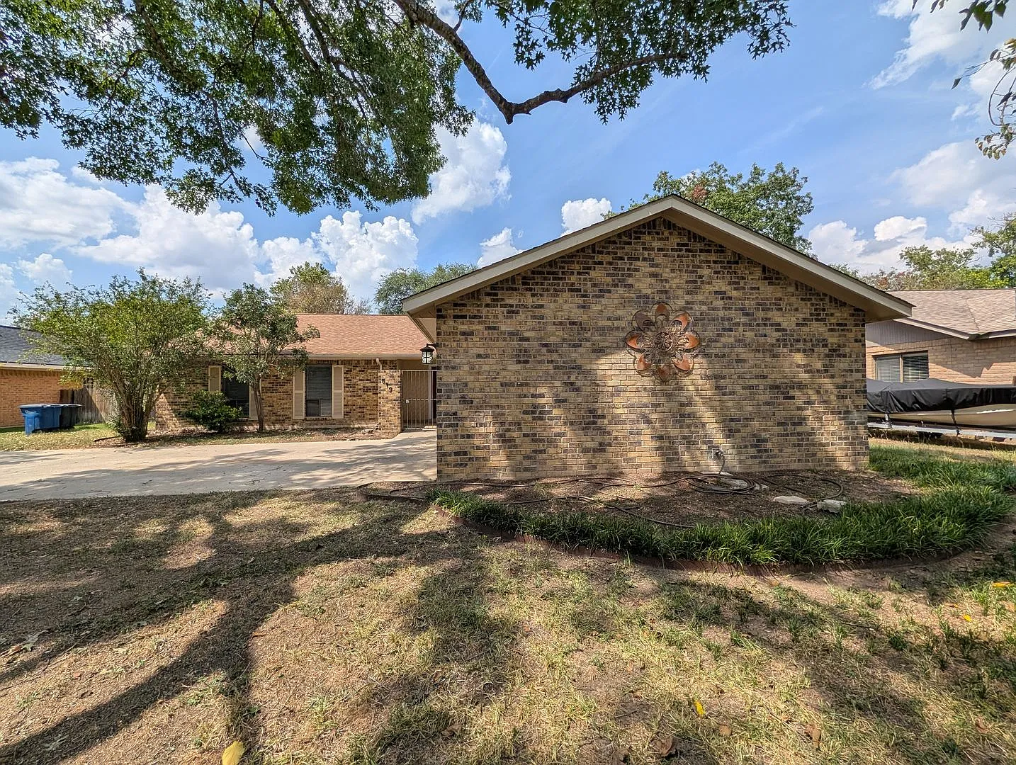 Summerwood Neighborhood / Access to River Park & Tennis Courts / Fridge / Fenced in Backyard / CISD — Photo 4