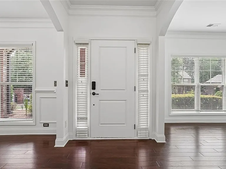 5811 Kendrix Ridge Dr — Photo 12