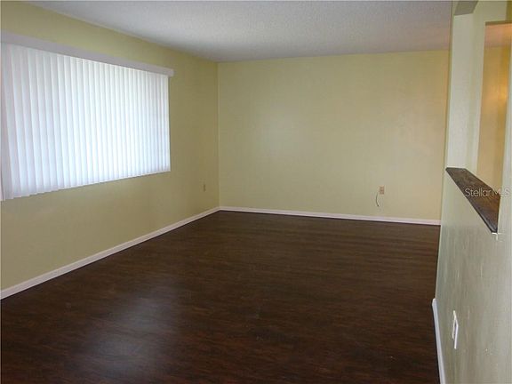 2nd image of 631 Oakmont Ave