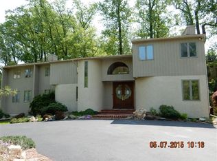 1245 Hollow Rd, Penn Valley, PA 19072