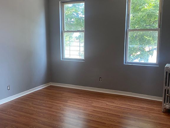 5th image of 259 Underhill Ave APT 2