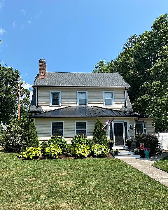 2nd image of 272 Gulf St