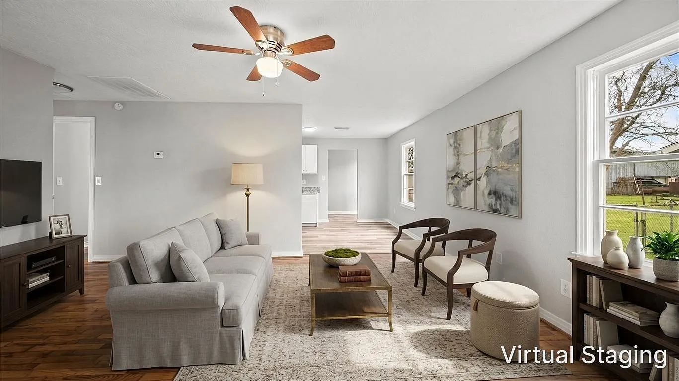 3 bed, 2.0 bath, 1065 sqft, $1,545 — Photo 3
