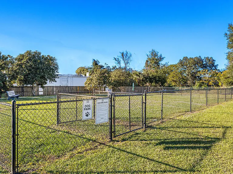 Skye Oaks — Photo 18