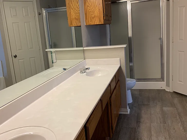 632 Oak View Ct — Photo 15