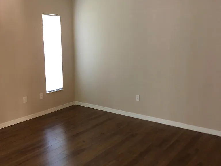 3129 Oceanside St — Photo 45