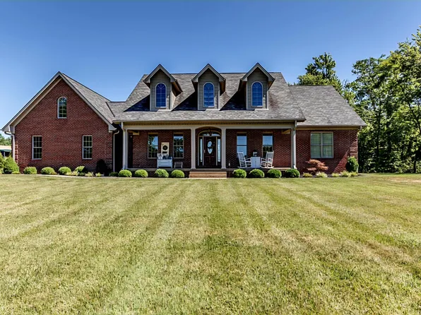 720 Winston Rd, Irvine, KY 40336