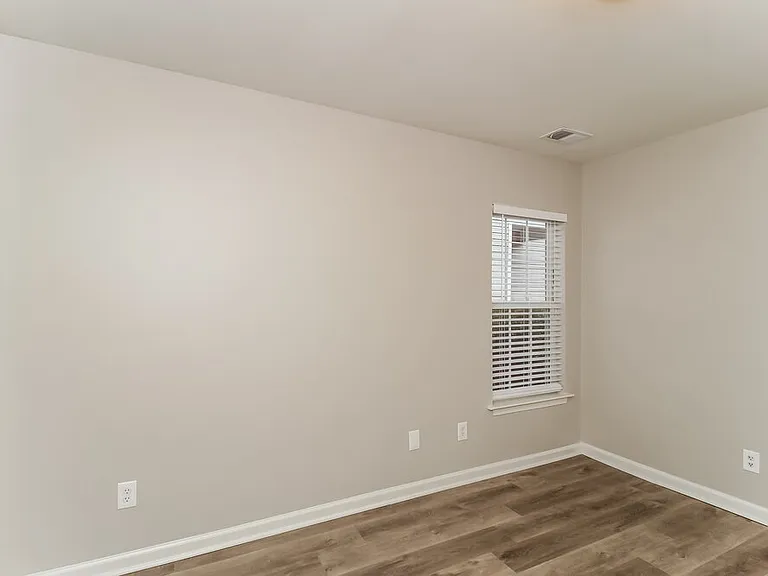 254 Highland Falls Blvd — Photo 13