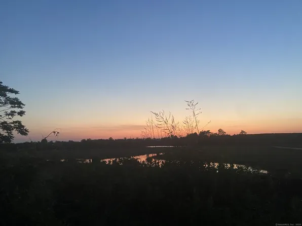 1291 Fairfield Beach Rd, Fairfield, CT 06824