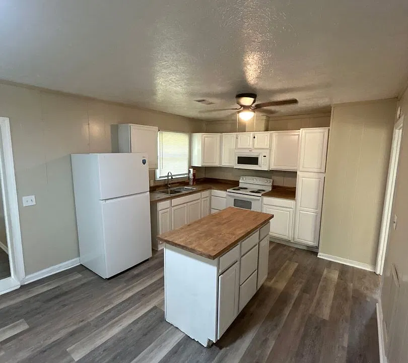 423 William Rountree Rd