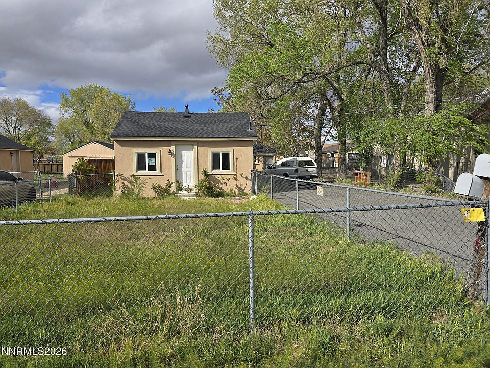 1st image of 247 Linden St
