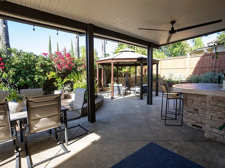 33896 Calafia St — Photo 34