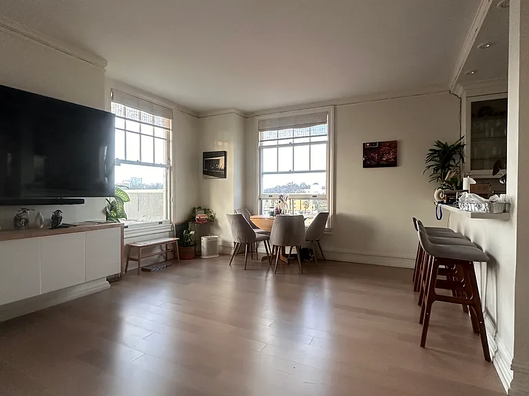 702 Ash St #701 — Photo 7