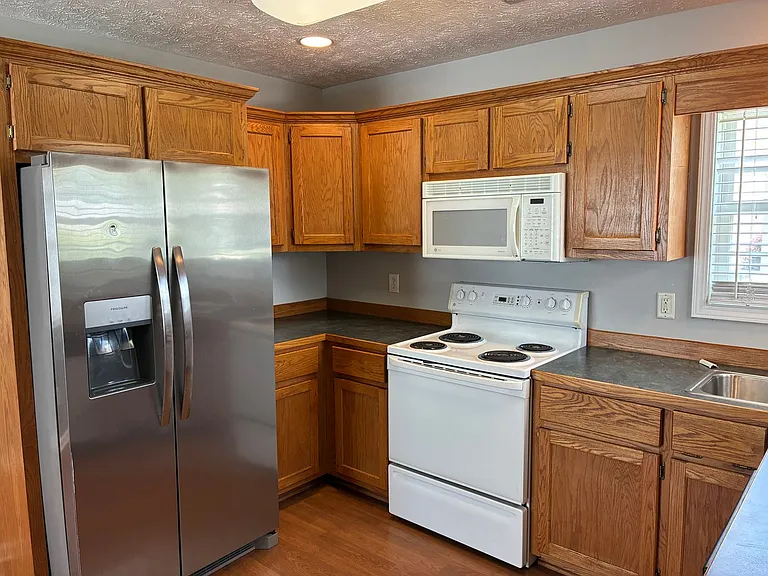 9565 Sullivan Dr — Photo 11