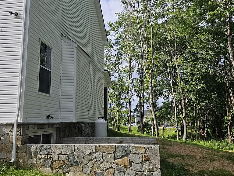 4825 Stonefield Ln — Photo 14