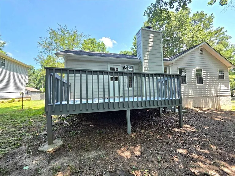 232 Hampton Dr — Photo 5