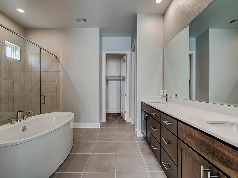924 Solarium Dr — Photo 22