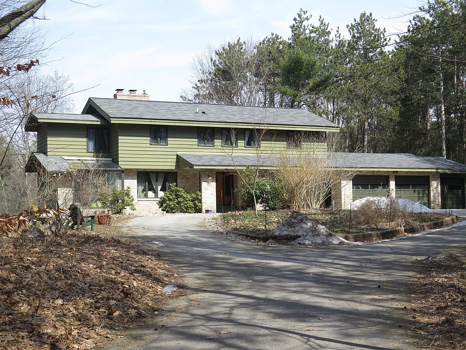 1st image of 12310 168th Ave