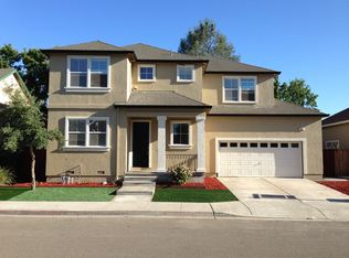 407 Gordon Ct, Windsor, CA 95492