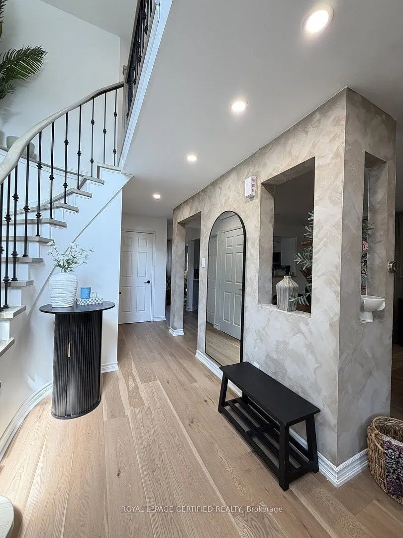 5 bed, $4,500 — Photo 2