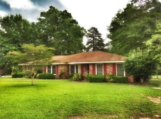 207 Shadowood Dr, Dothan, AL 36301