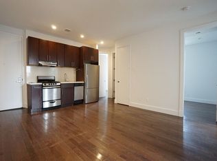 22 Harrison Pl #2F, Brooklyn, NY 11206