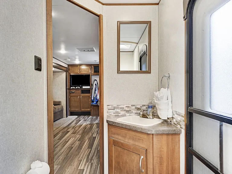 1012 Gary Ave — Photo 46