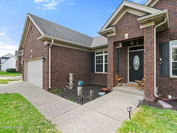 3rd image of 17810 Birch Bend Cir
