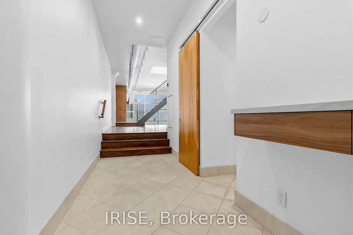 Building Photo - 155 Dalhousie St W #Penthouse 16