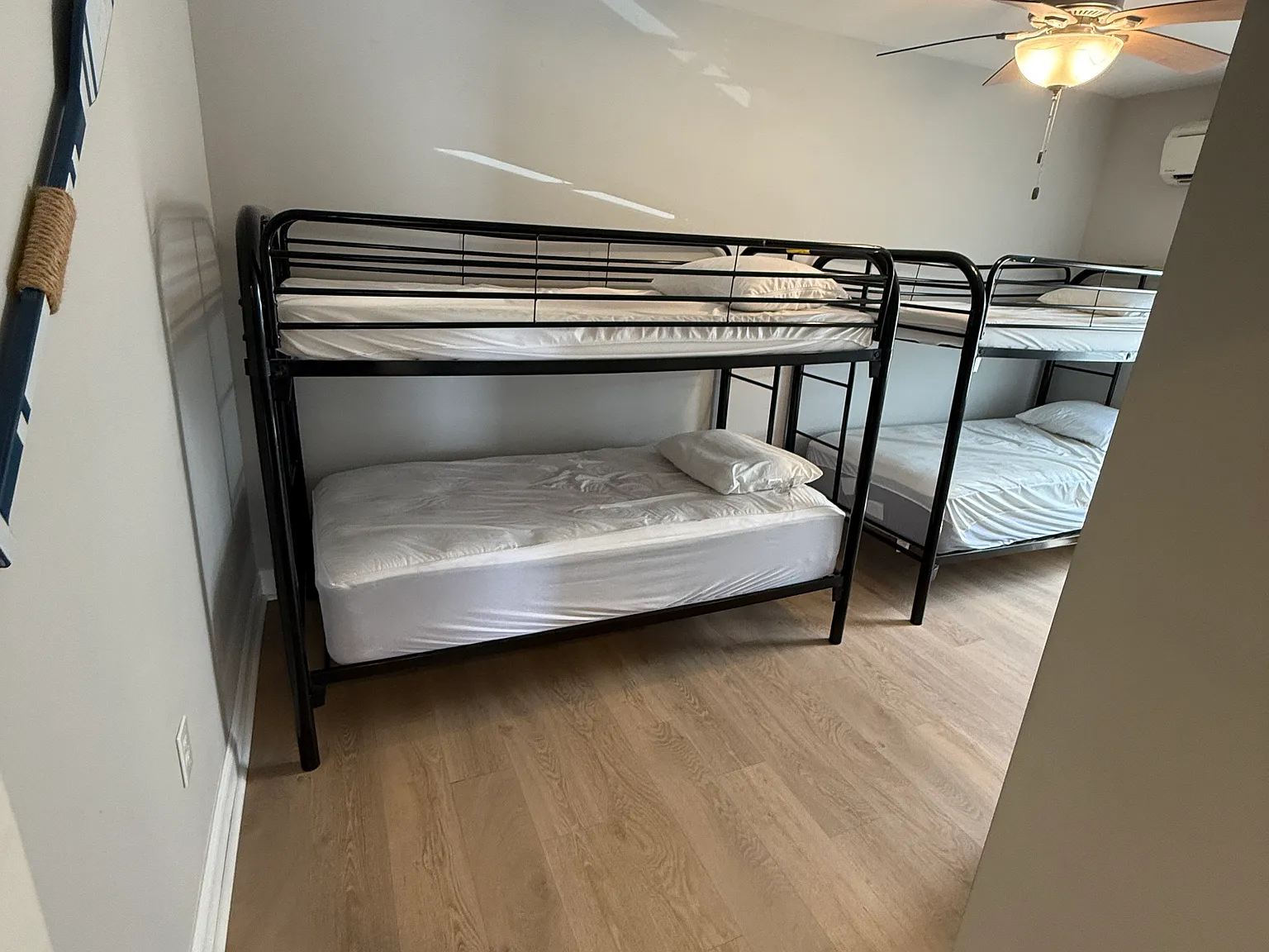 2 bed, 500 sqft, $1,350 — Photo 3