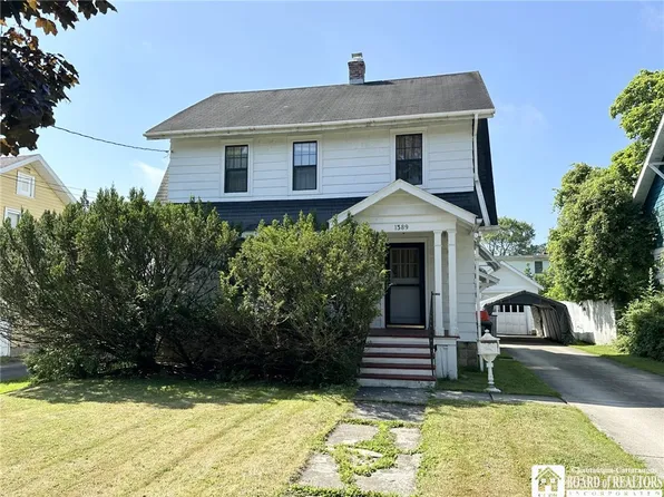 1389 Newland Ave, Jamestown, NY 14701