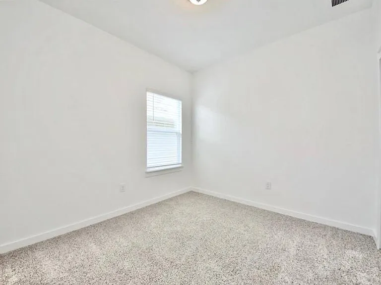 10307 Norshire Ln — Photo 17