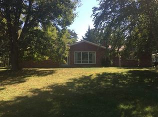 10000 Weeks Dr, Lincoln, NE 68516