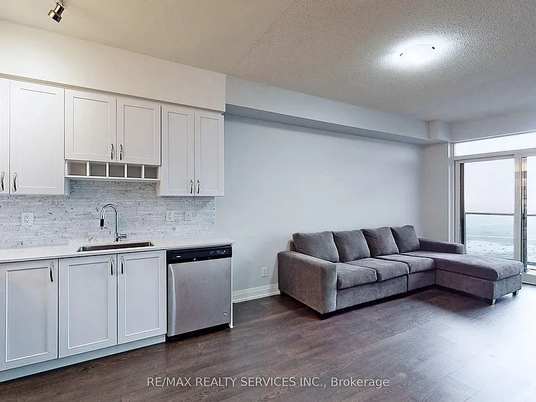 3600 Highway 7 Rd #3110 — Photo 9