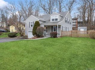 50 Ridge Park Ave, Stamford, CT 06905