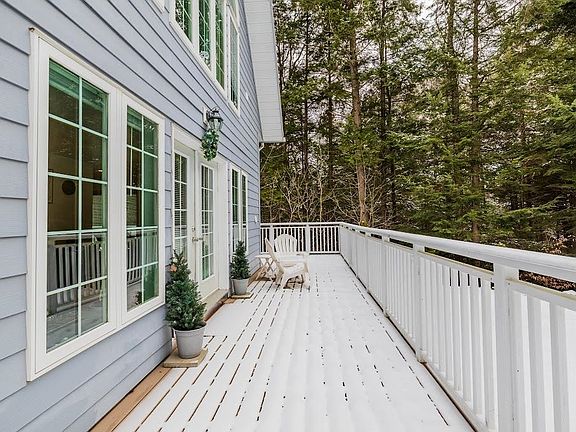 4th image of 259 Jay Hill Road