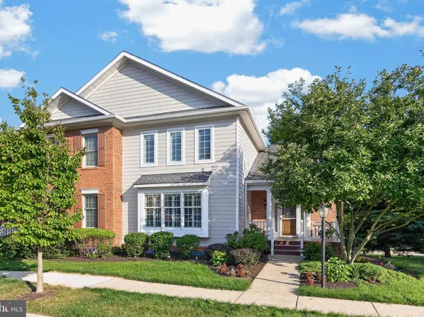 563 Gramercy Ln, Downingtown, PA 19335