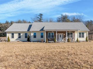 117 New Rd, Thompson, CT 06277