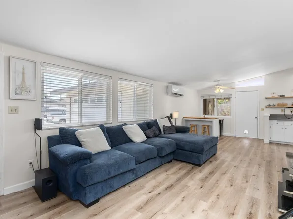 12934 Slack St, Poway, CA 92064