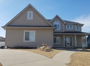 12114 S 48th St, Papillion, NE 68133
