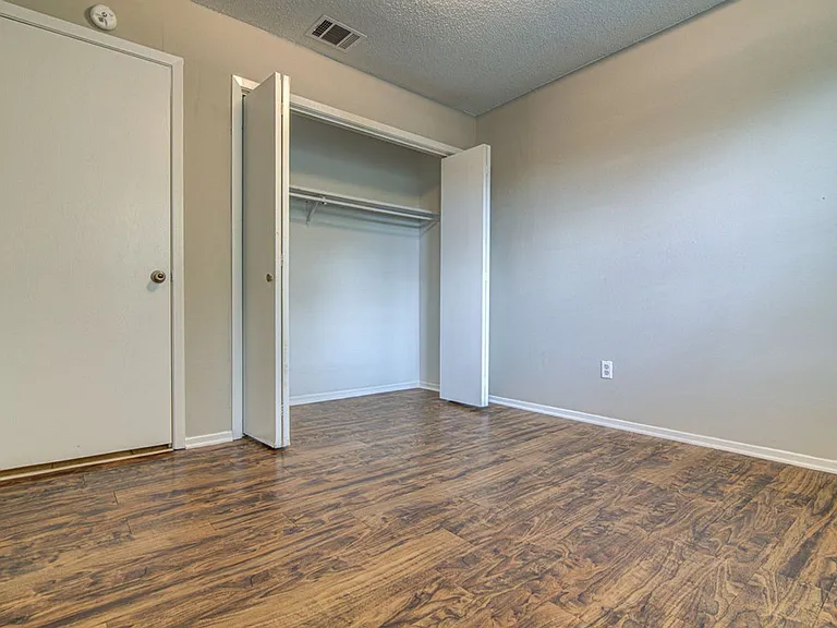 8116 W Gate Blvd — Photo 16