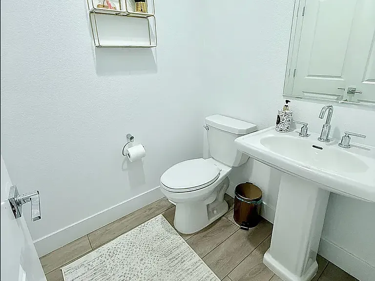 148 W Bolinas Pl — Photo 4