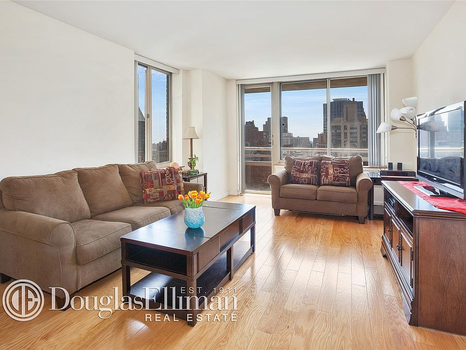 1st image of 232-236 E 47th St #30B